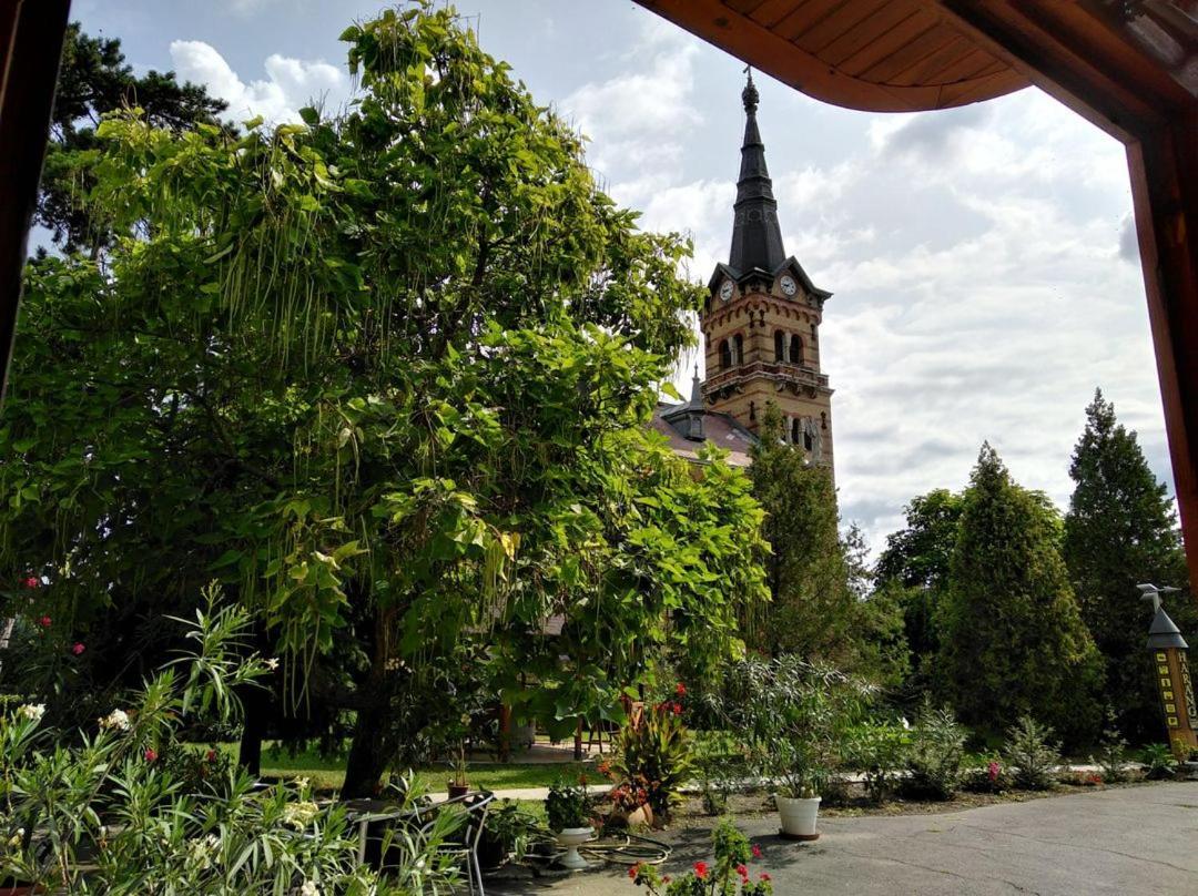 Harang Panzió Panzió Gyomaendrőd Kültér fotó